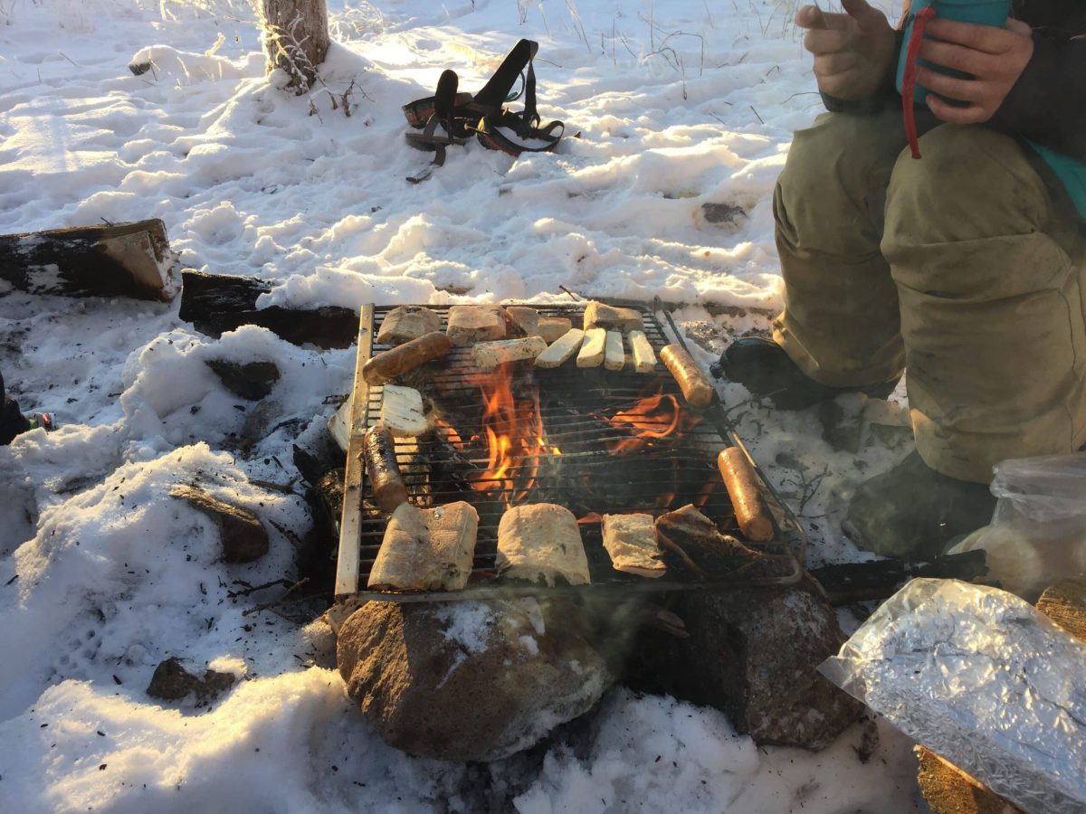 yukon-campfire-grilling-winter-lunch